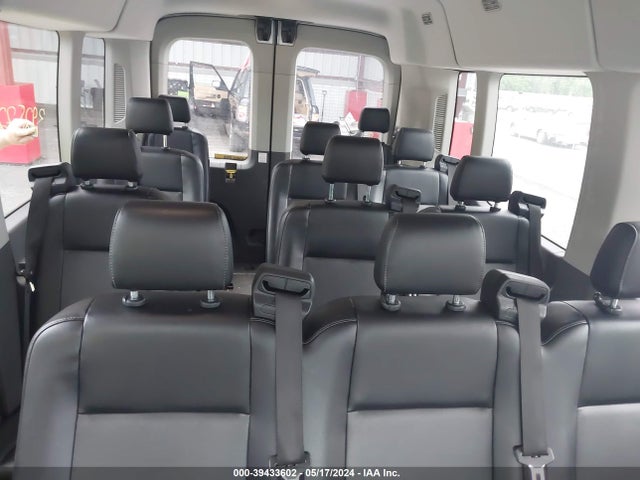 Ford Transit-350 Passenger Van Xl 2023 1FBAX2C84PKA20848 Image 17