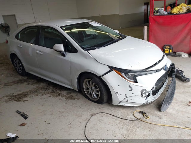 Toyota Corolla Hybrid Le 2022 JTDEAMDE2N3003178 головне зображення