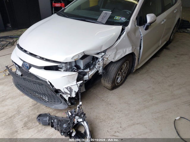 Toyota Corolla Hybrid Le 2022 JTDEAMDE2N3003178 Image 6