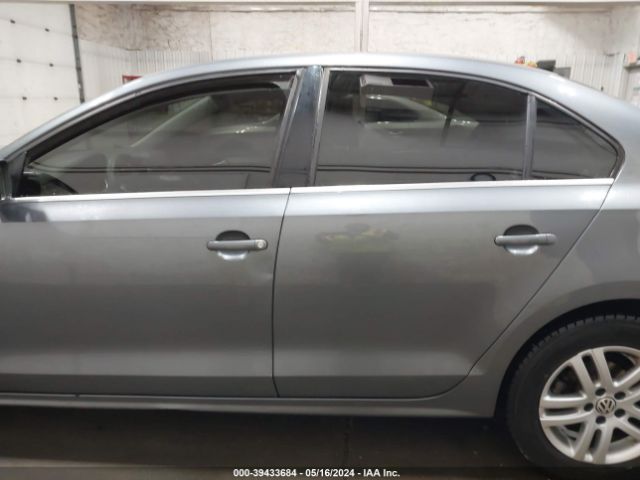 3VW2B7AJ7HM305679 Volkswagen Jetta 1.4t S