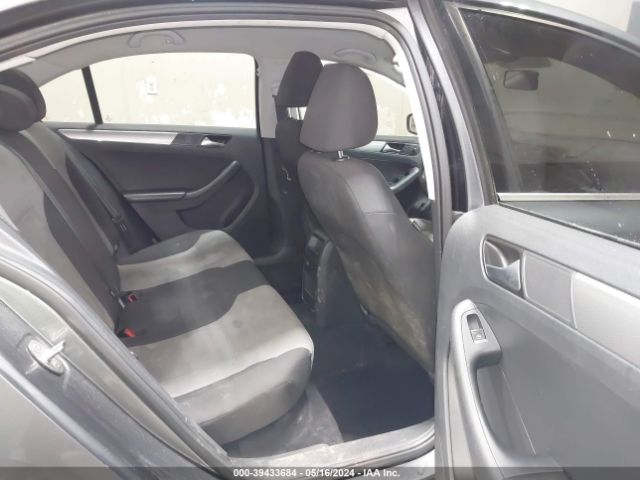 3VW2B7AJ7HM305679 Volkswagen Jetta 1.4t S