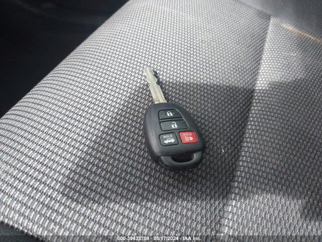 Toyota COROLLA SE 2018 2T1BURHEXJC049988 Image 11
