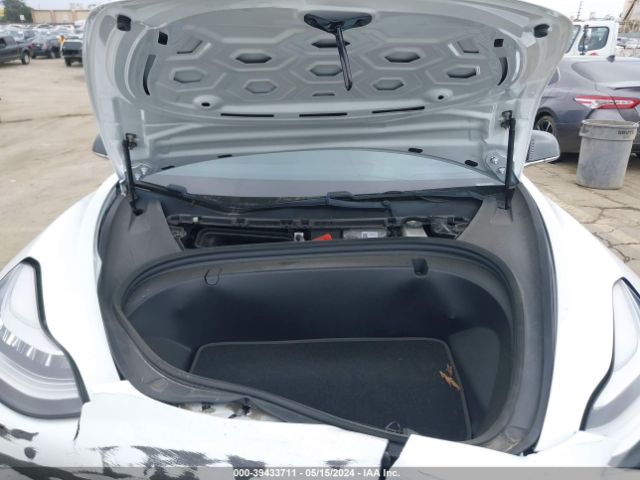 5YJ3E1EB7KF454054 Tesla Model 3 Long Range/performance
