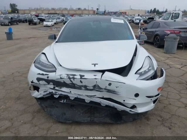 5YJ3E1EB7KF454054 Tesla Model 3 Long Range/performance