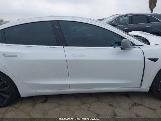 5YJ3E1EB7KF454054 Tesla Model 3 Long Range/performance