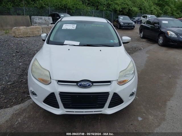Ford FOCUS SE 2014 1FADP3F24EL257522 Image 6