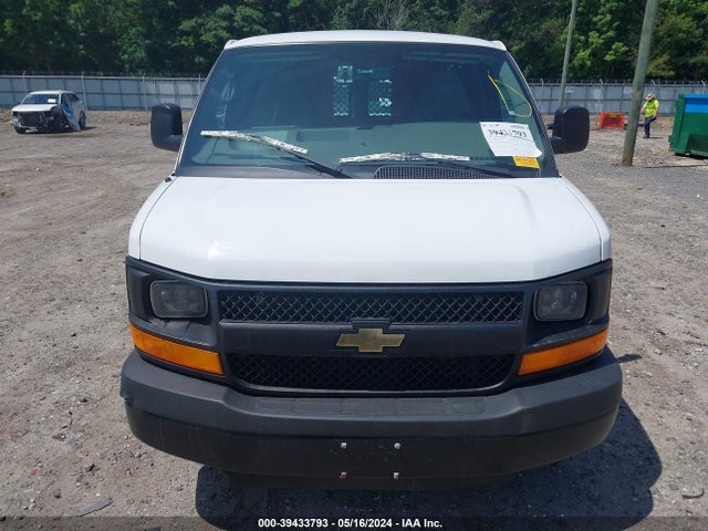Chevrolet Express 2500 Work Van 2015 1GCWGFCF9F1172328 Image 12