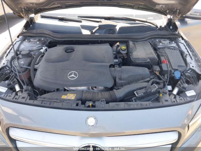 WDCTG4EB1HJ302293 Mercedes-Benz GLA 250
