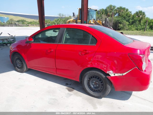 Chevrolet Sonic Ls Auto 2015 1G1JA5SH6F4155289 Image 3