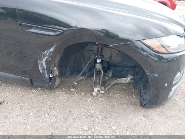 SADCJ2FX3KA609725 Jaguar F-pace 25t Premium