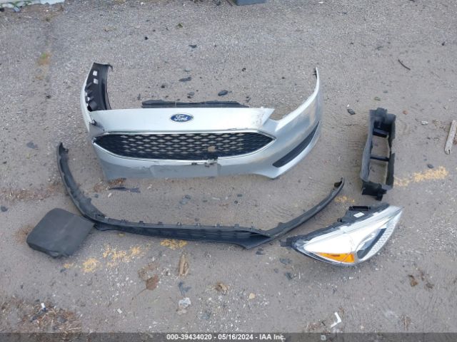 1FADP3FE1JL245915 Ford FOCUS SE