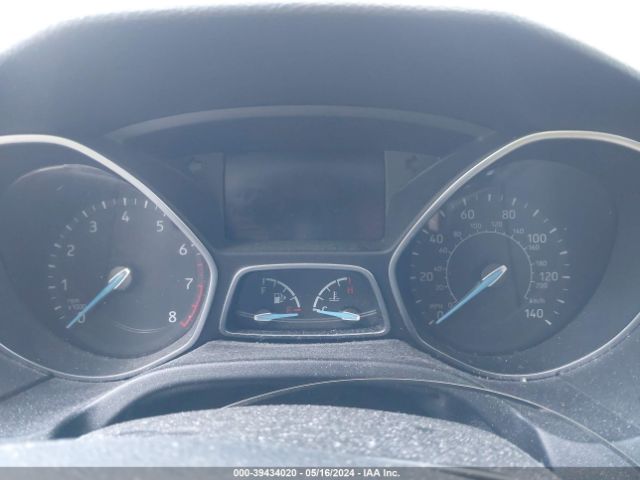 1FADP3FE1JL245915 Ford FOCUS SE