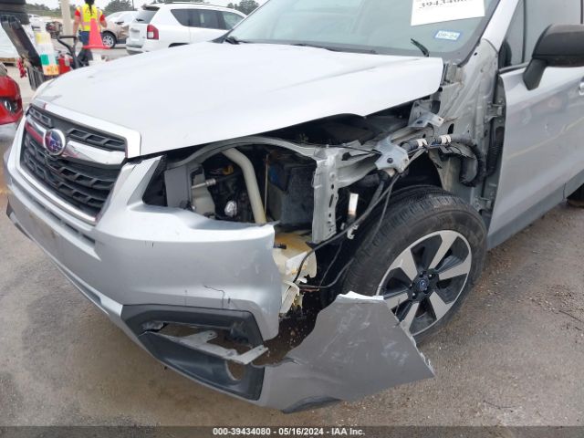 JF2SJABC2JH405011 Subaru Forester 2.5i