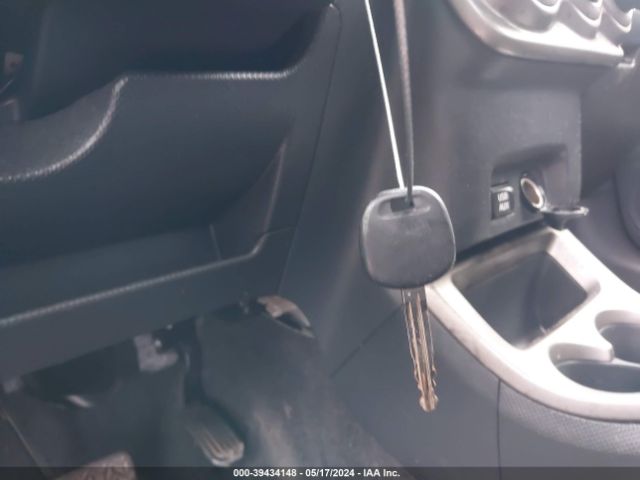 JTKKUPB41E1045397 Scion XD