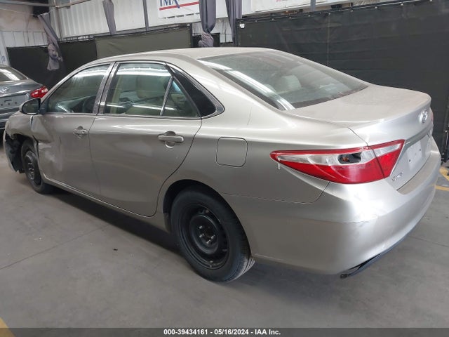 Toyota CAMRY LE 2016 4T1BF1FK6GU507795 Image 3