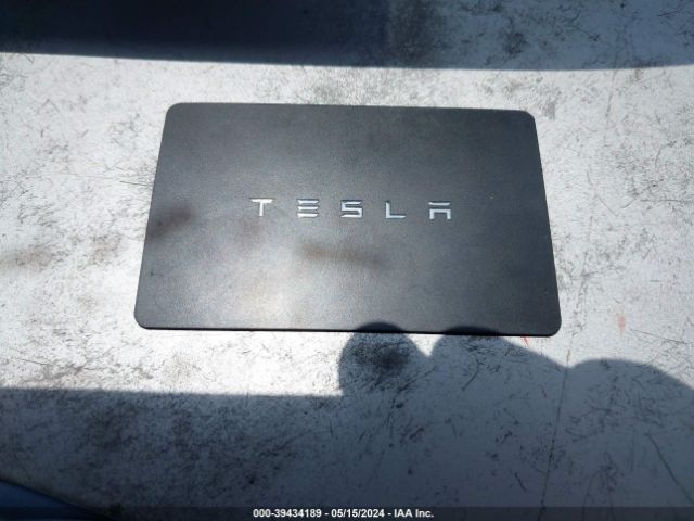 5YJ3E1EA1JF123718 Tesla Model 3 Long Range/mid Range