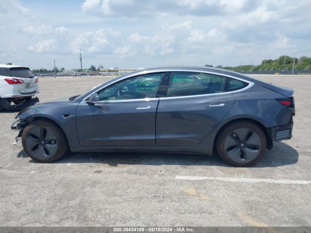 5YJ3E1EA1JF123718 Tesla Model 3 Long Range/mid Range