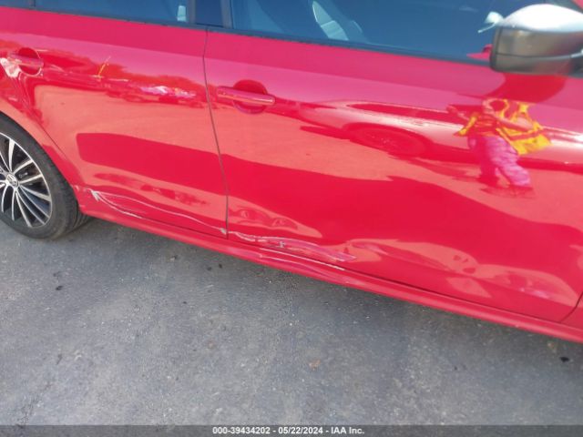 3VWD17AJ2GM256384 Volkswagen Jetta 1.8t Sport