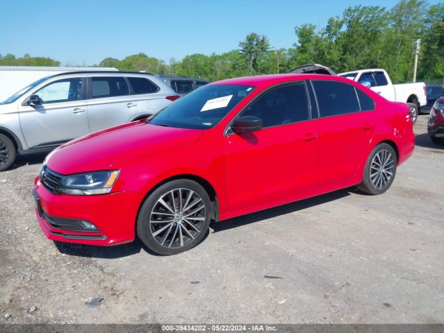 3VWD17AJ2GM256384 Volkswagen Jetta 1.8t Sport