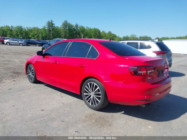 3VWD17AJ2GM256384 Volkswagen Jetta 1.8t Sport