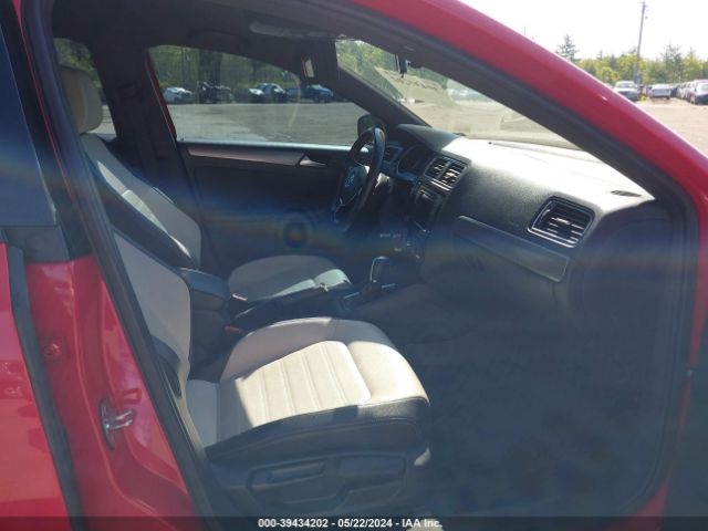 3VWD17AJ2GM256384 Volkswagen Jetta 1.8t Sport