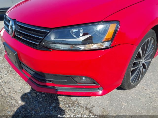 3VWD17AJ2GM256384 Volkswagen Jetta 1.8t Sport