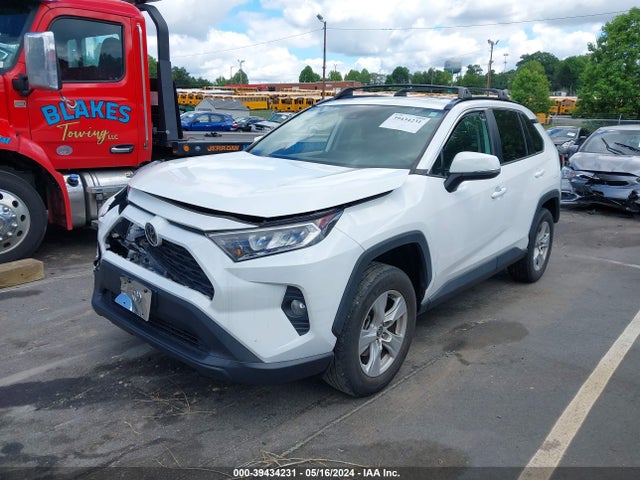 Toyota Rav4 Xle 2021 2T3P1RFV1MW226035 Image 2