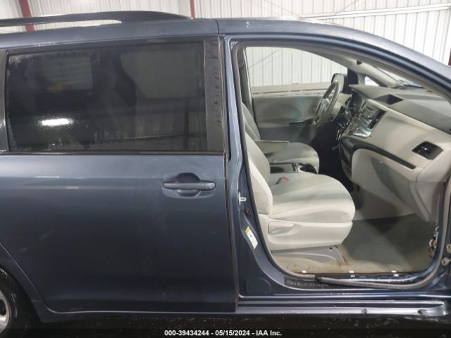 5TDKK3DC7ES511525 Toyota Sienna Le V6 8 Passenger