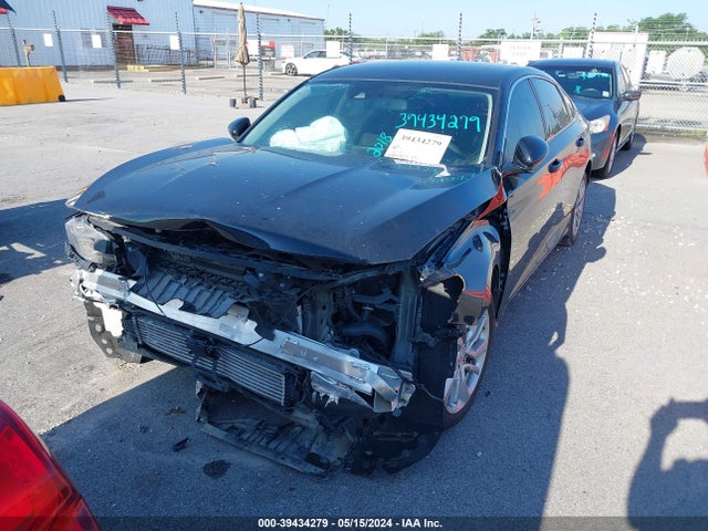 Honda ACCORD LX 2018 1HGCV1F14JA055018 Image 12
