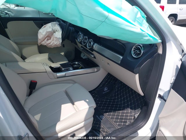 W1N4M4HB0LW020360 Mercedes-Benz Glb 250 4matic