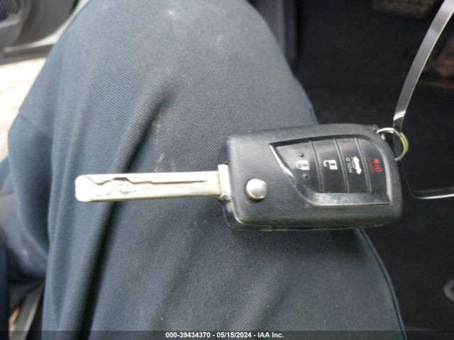 4T1G11AK2LU905074 Toyota CAMRY SE