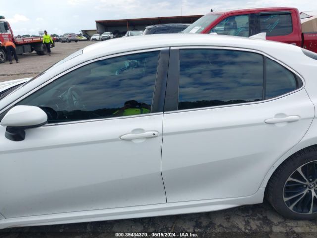 4T1G11AK2LU905074 Toyota CAMRY SE
