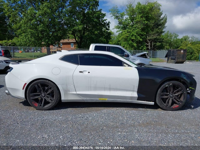 Chevrolet Camaro 1ss 2017 1G1FE1R71H0214369 Image 18