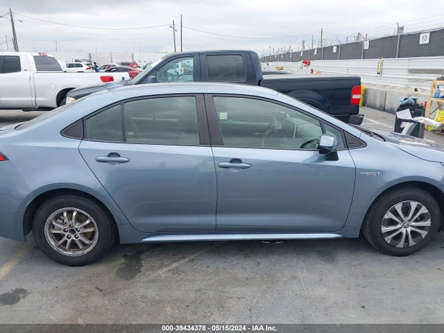 Toyota Corolla Hybrid Le 2021 JTDEAMDE0MJ027330 Image 13