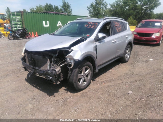 Toyota Rav4 Xle 2015 2T3WFREV3FW166874 Image 2