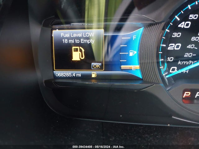 Ford Taurus Limited 2017 1FAHP2F87HG115002 Image 15