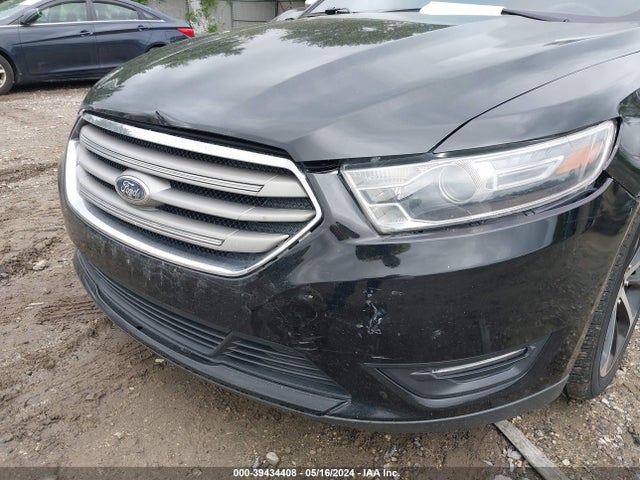 Ford Taurus Limited 2017 1FAHP2F87HG115002 Image 17
