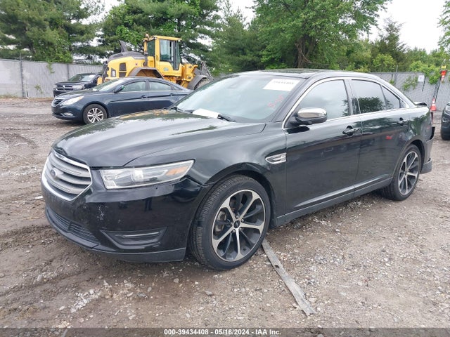 Ford Taurus Limited 2017 1FAHP2F87HG115002 Image 2