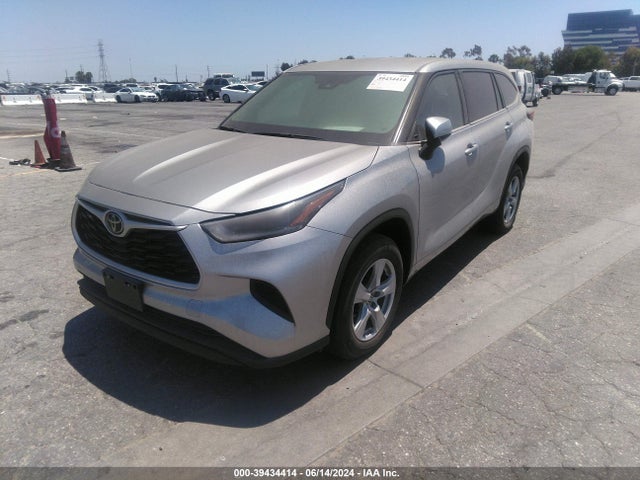 Toyota Highlander L 2021 5TDCZRAH2MS524720 Image 2