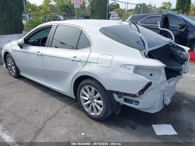 Toyota CAMRY LE 2023 4T1C11AK8PU126542 Image 3