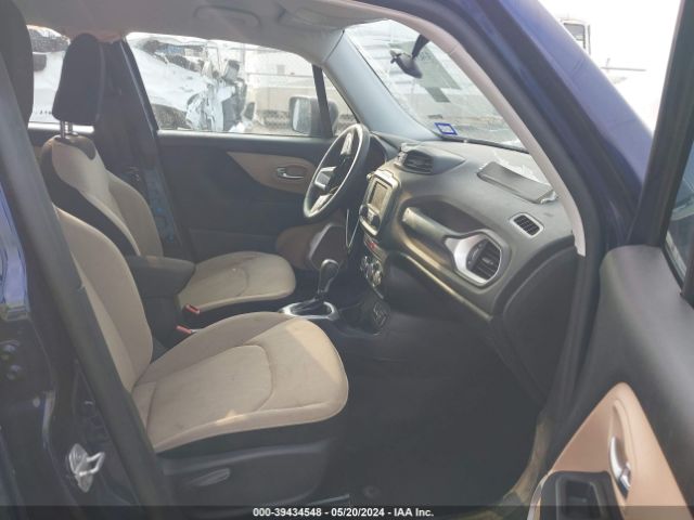 ZACCJAAT7GPD86462 Jeep Renegade Sport