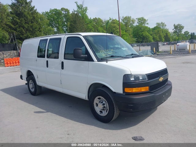 Chevrolet Express Cargo Rwd 2500 Regular Wheelbase Wt 2021 1GCWGAFP3M1153553 main image