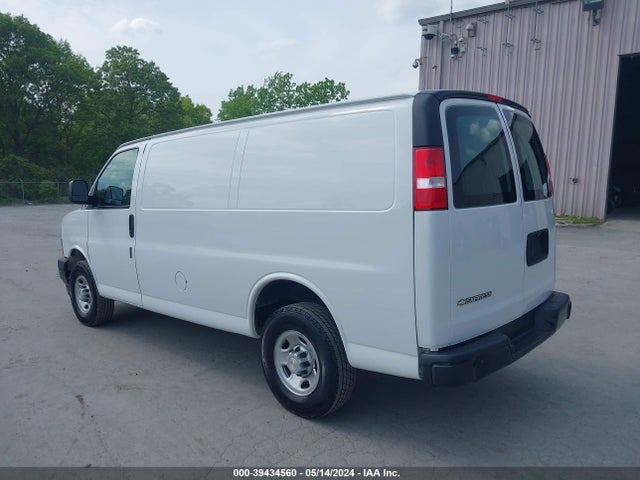 Chevrolet Express Cargo Rwd 2500 Regular Wheelbase Wt 2021 1GCWGAFP3M1153553 Image 3