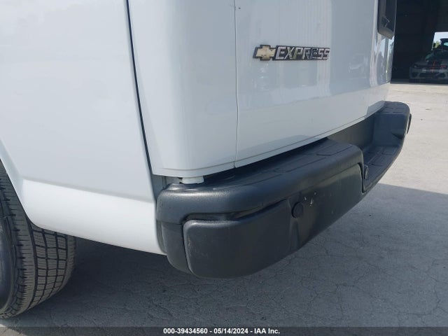 Chevrolet Express Cargo Rwd 2500 Regular Wheelbase Wt 2021 1GCWGAFP3M1153553 Image 6
