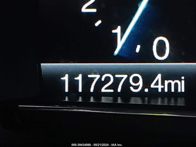 1FM5K8F88HGE25301 Ford Explorer Limited