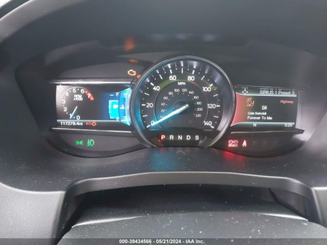 1FM5K8F88HGE25301 Ford Explorer Limited