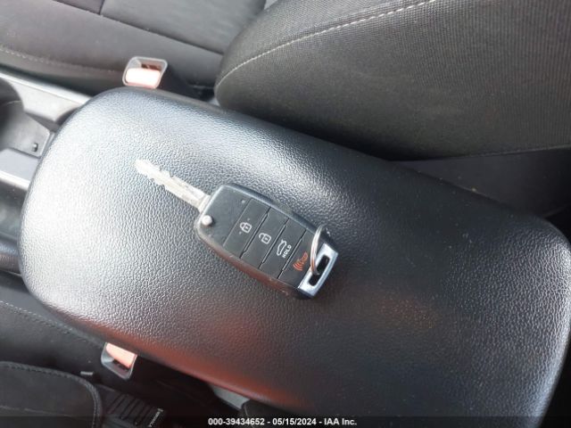 KNAFK4A68G5553617 KIA FORTE LX