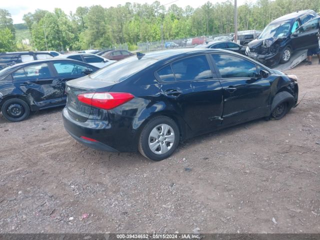 KNAFK4A68G5553617 KIA FORTE LX