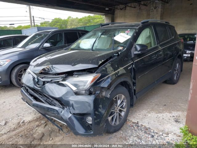 JTMRJREV8HD132828 Toyota Rav4 Hybrid Xle