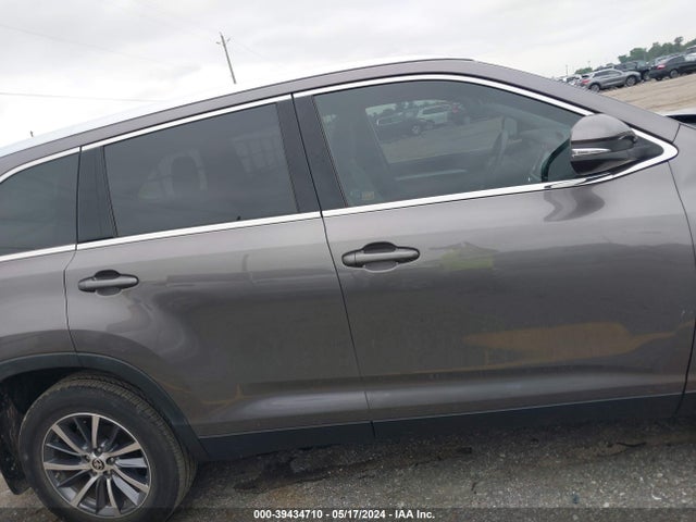 Toyota Highlander Xle 2019 5TDKZRFHXKS367956 Image 13